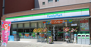 大阪市西区南堀江店　ファミリーマート